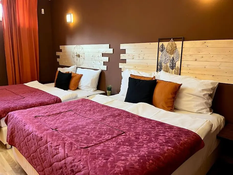 Private Hostel Casino Royal Πράγα